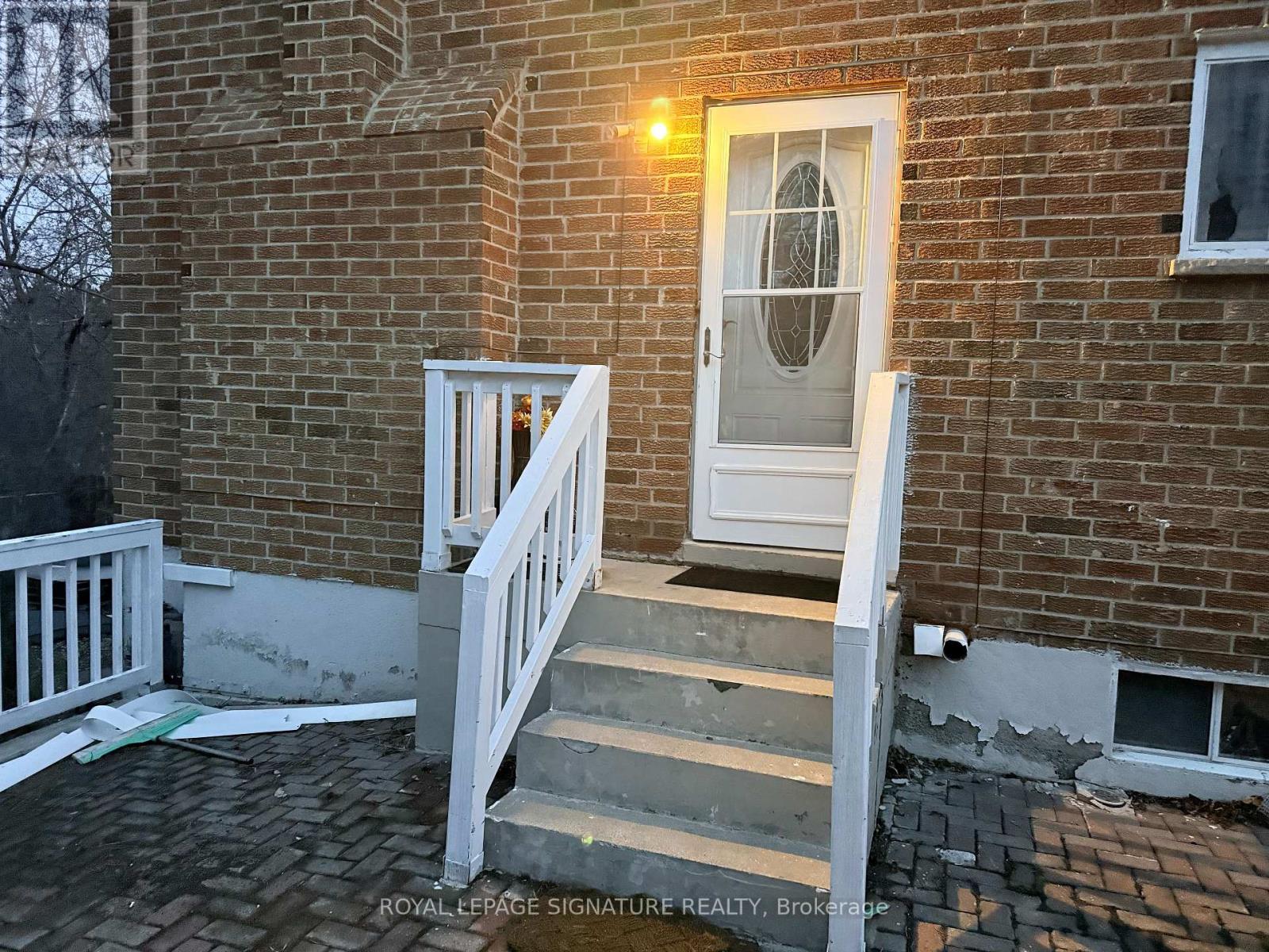 32 Madison Street Property Photo 17