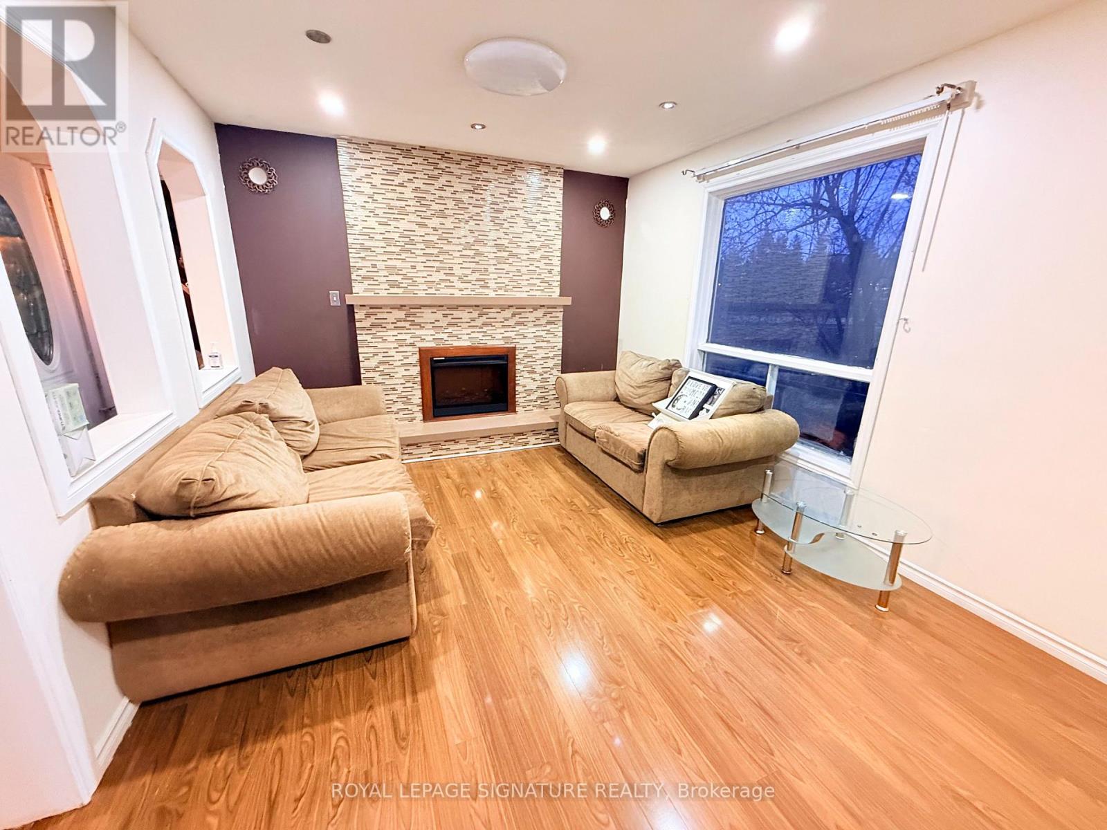 32 Madison Street Property Photo 18