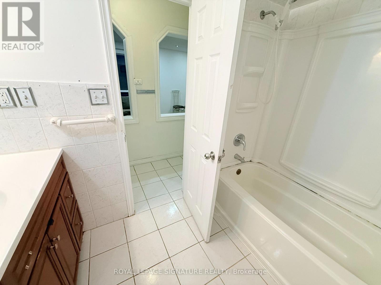 32 Madison Street Property Photo 22
