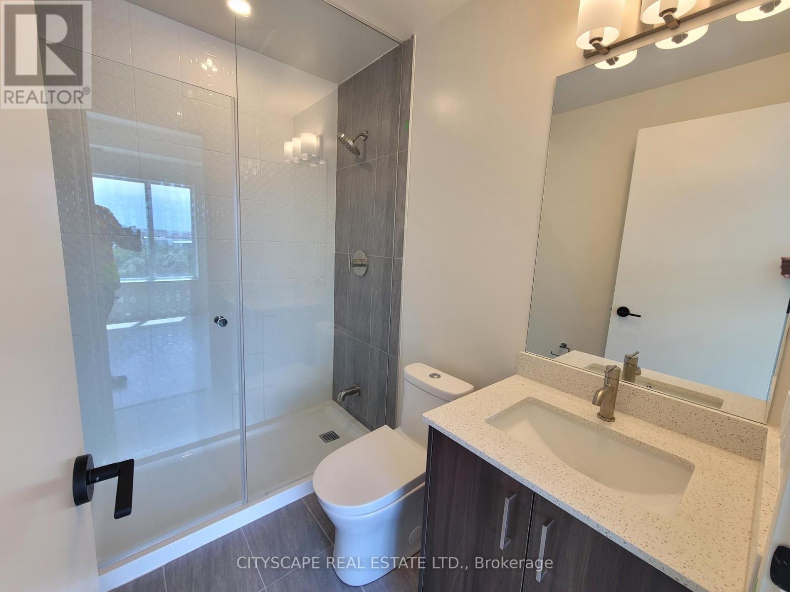 607 - 8010 Derry Road Property Photo 14