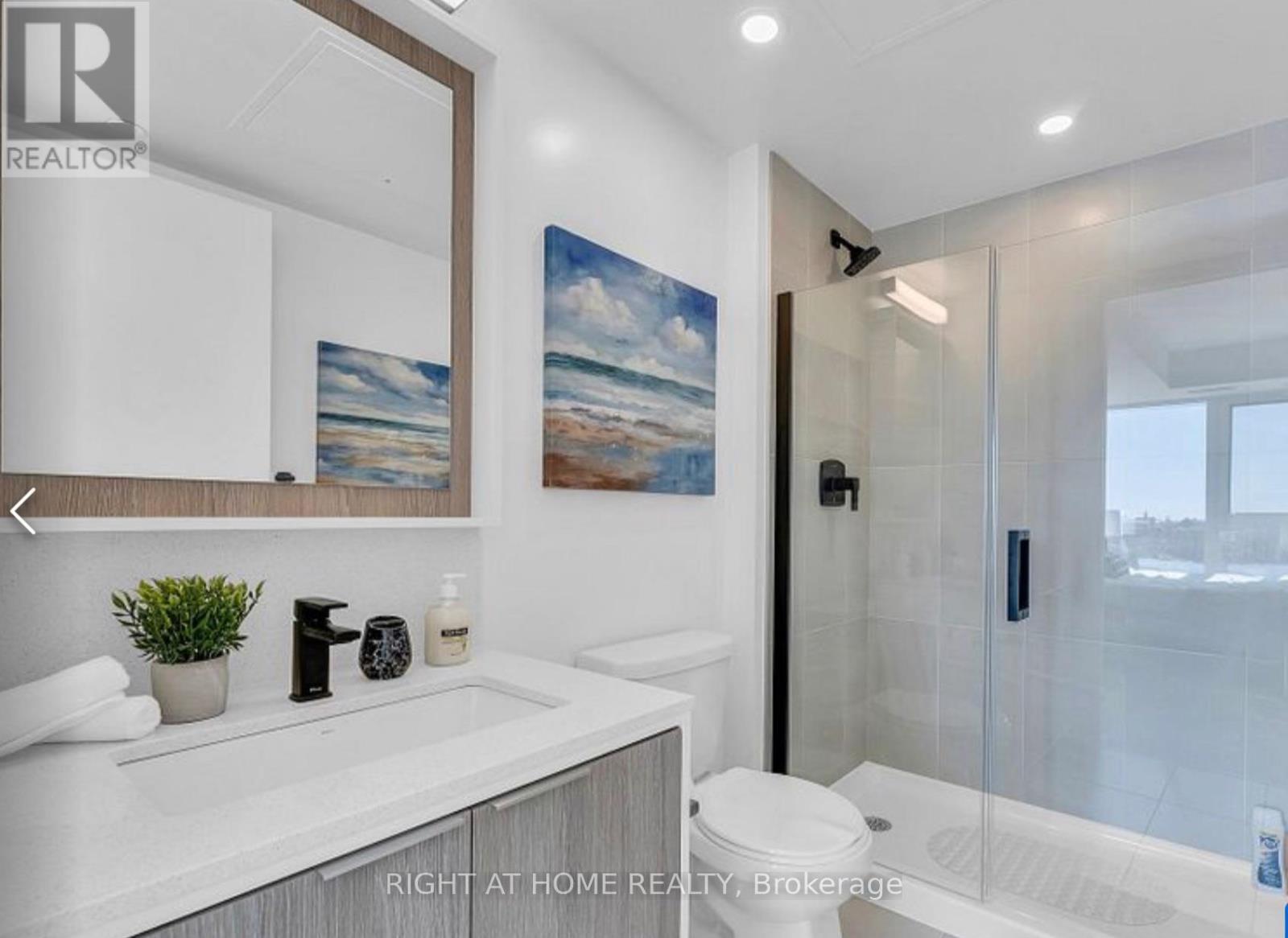 328 - 36 Zorra Street Property Photo 6