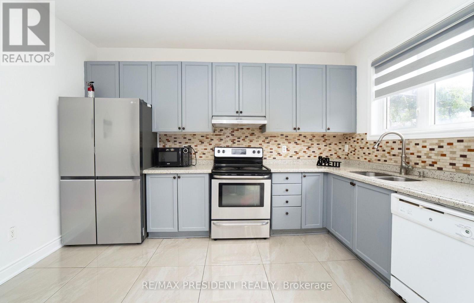 4 Chalkfarm Crescent Property Photo 15