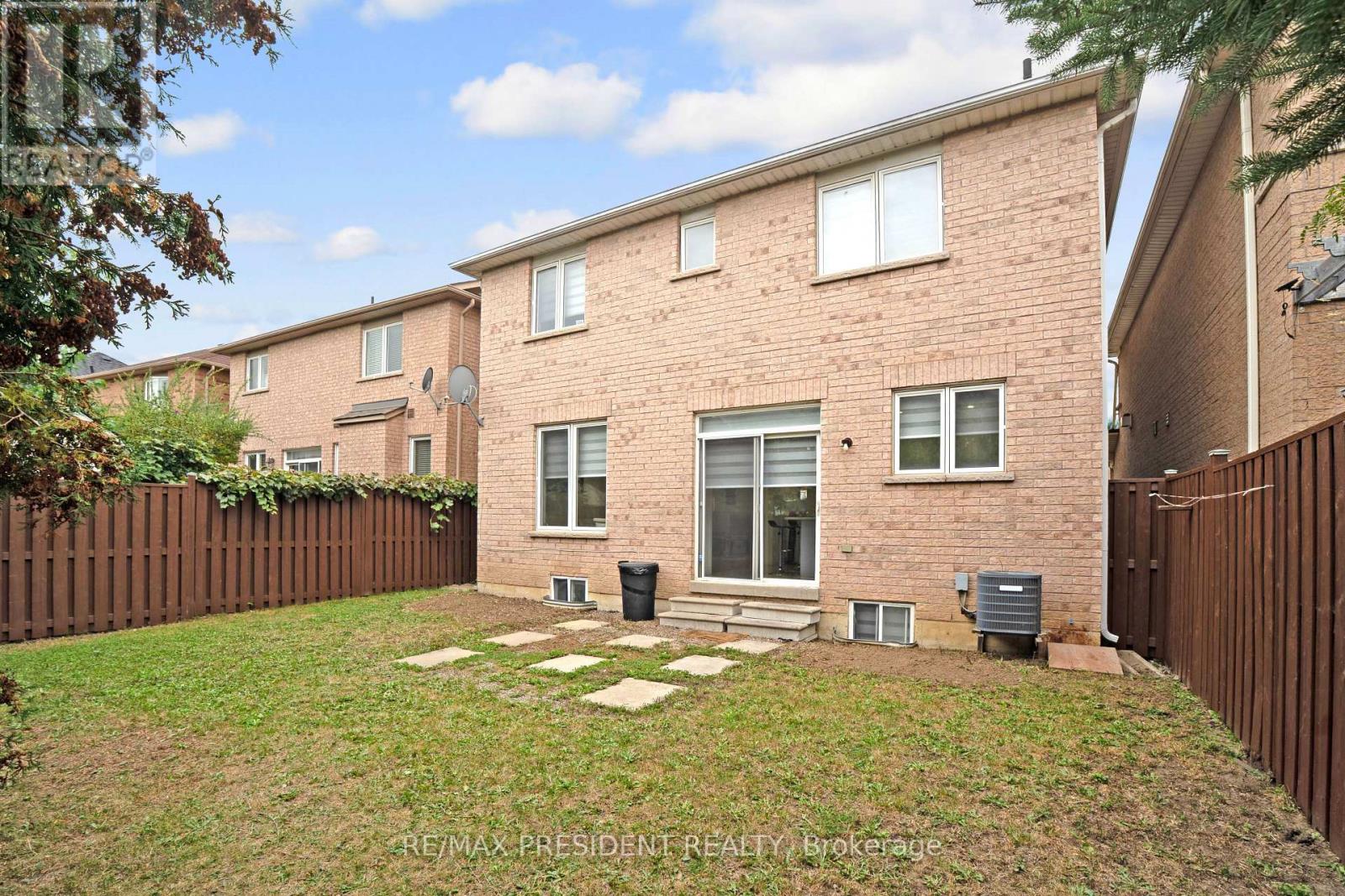 4 Chalkfarm Crescent Property Photo 43