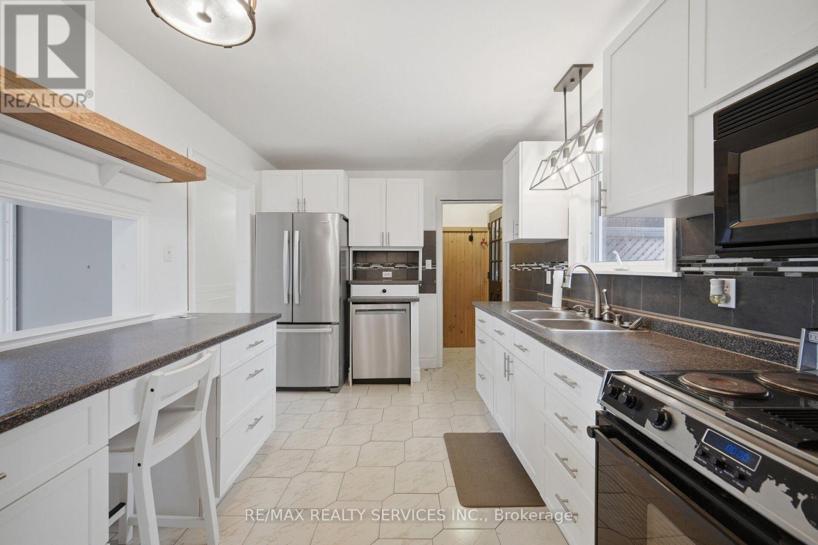 82 Edelwild Drive Property Photo 11