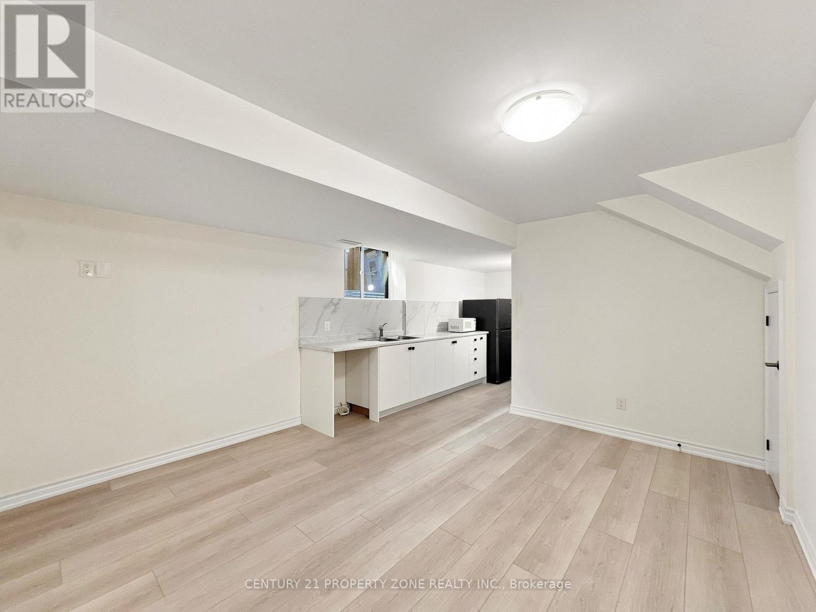 102 Cadillac Crescent Property Photo 20