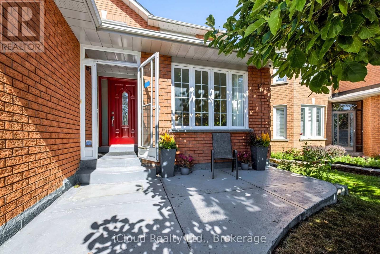 62 Castlehill Road Property Photo 3