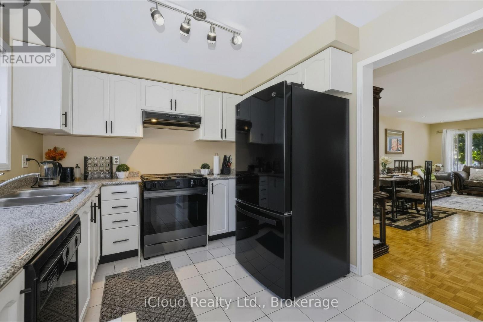 62 Castlehill Road Property Photo 6
