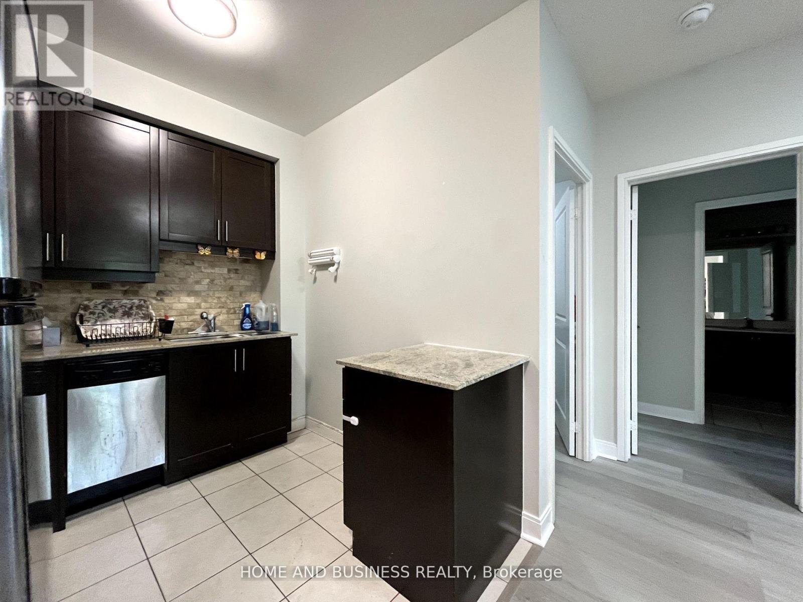 101 - 80 Absolute Avenue Property Photo 8