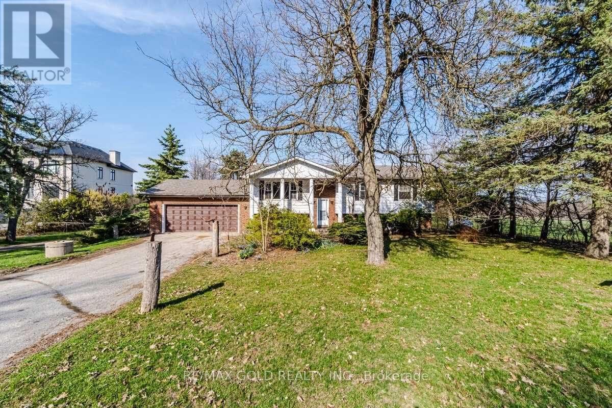 9383 Eighth Line Property Photo 1