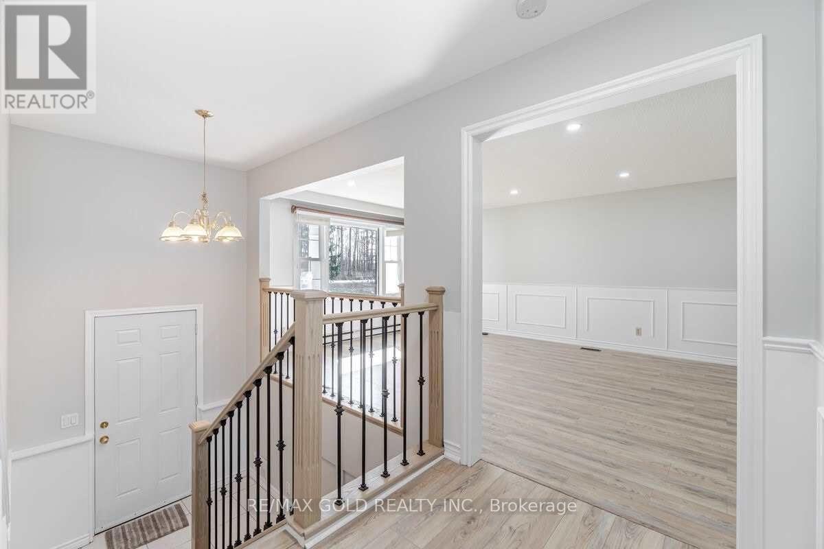 9383 Eighth Line Property Photo 8