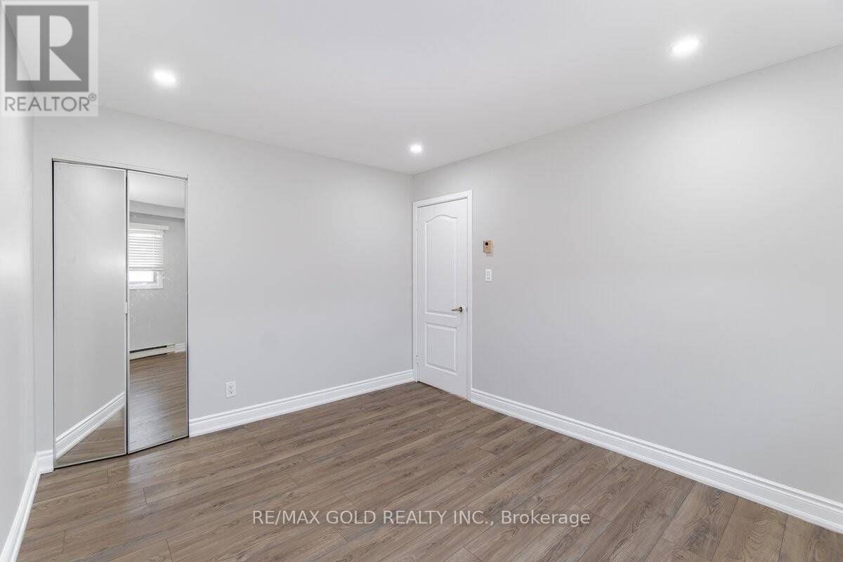 9383 Eighth Line Property Photo 12