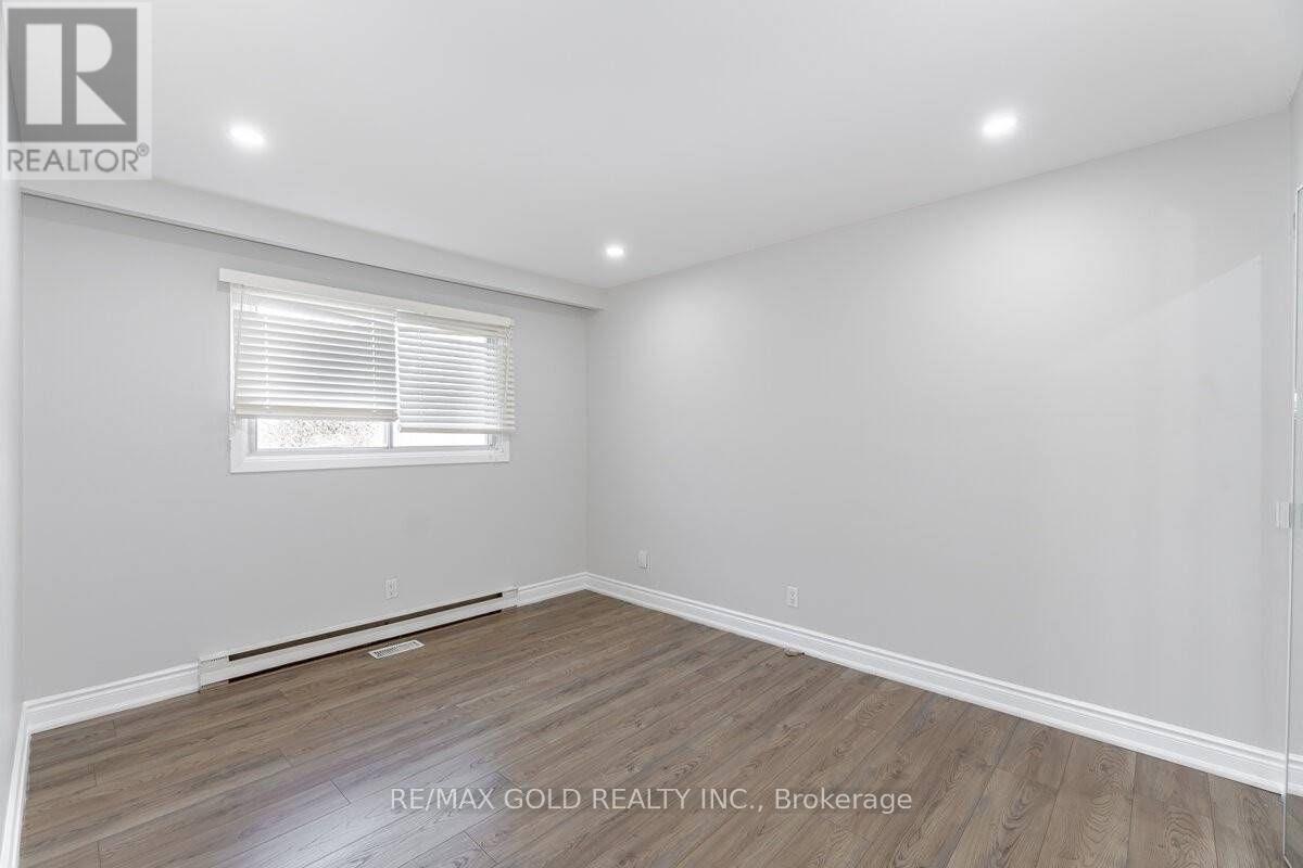 9383 Eighth Line Property Photo 13