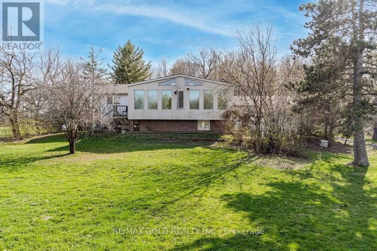 9383 Eighth Line Property Photo 17