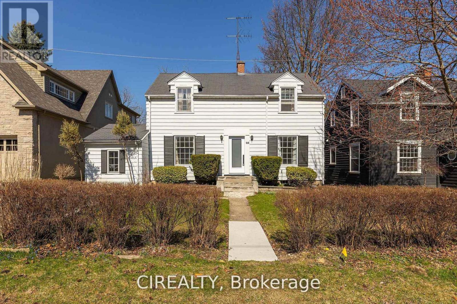25 Howard Avenue Property Photo 2