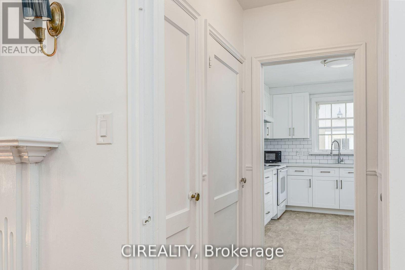 25 Howard Avenue Property Photo 15