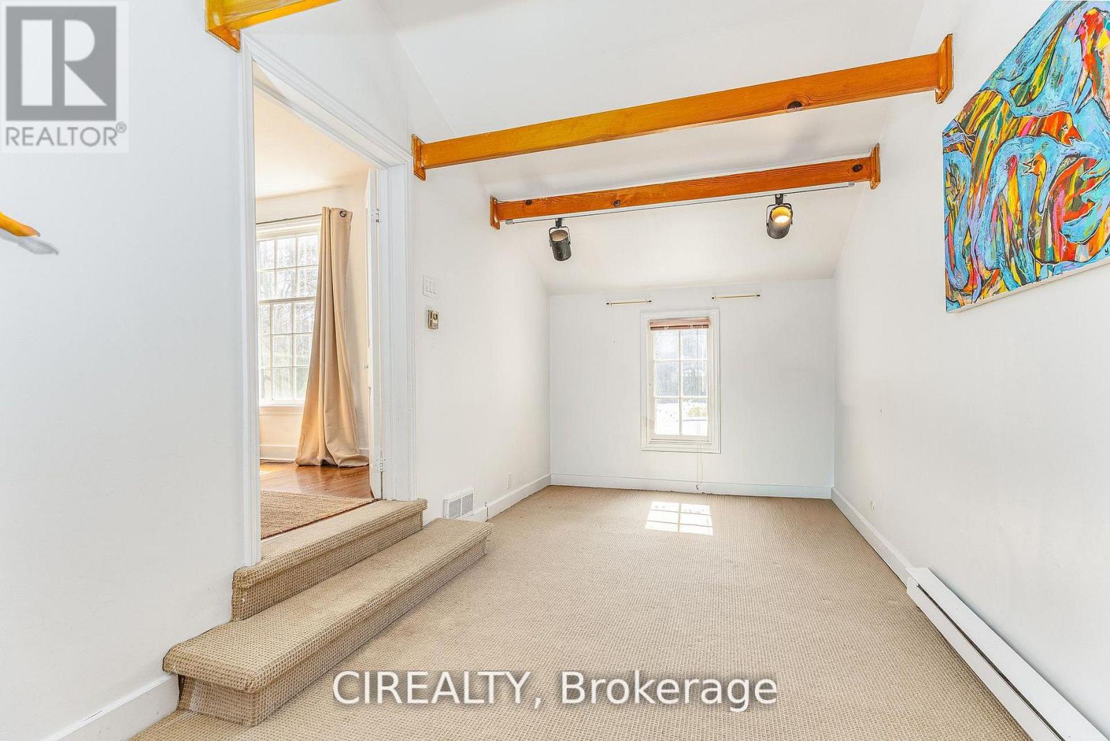 25 Howard Avenue Property Photo 16