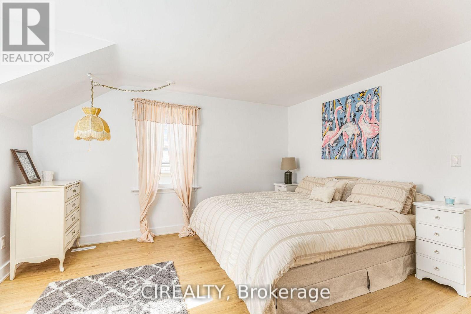 25 Howard Avenue Property Photo 19