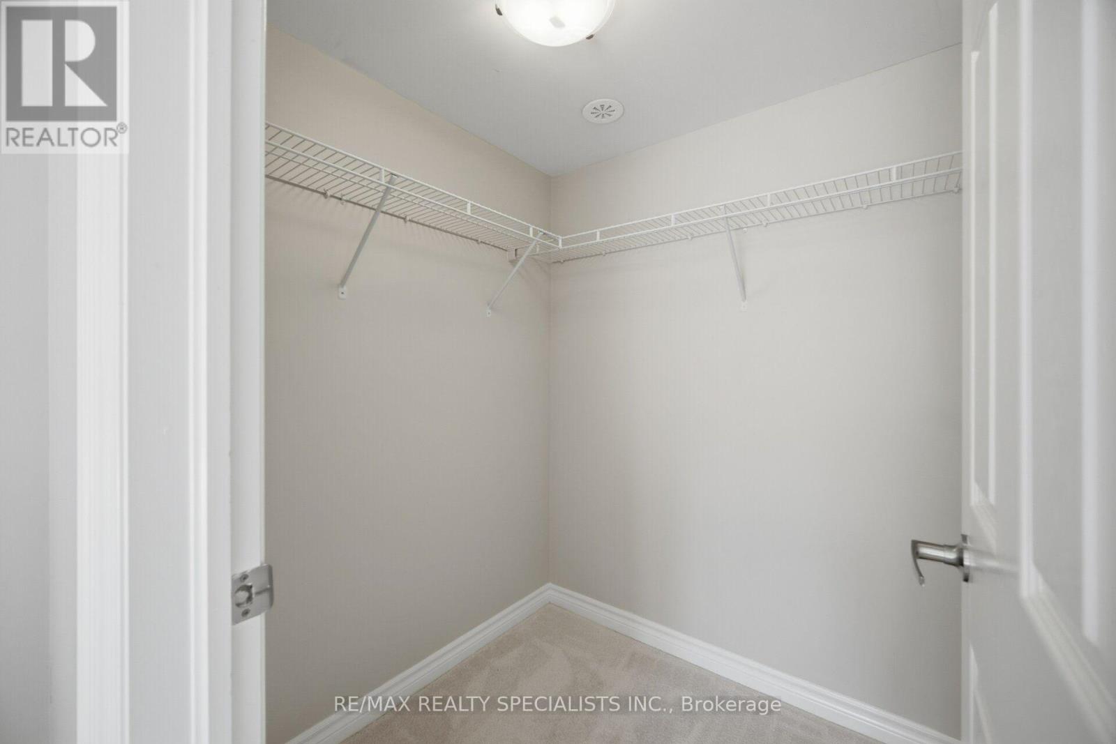 66 - 2441 Greenwich Drive Property Photo 28