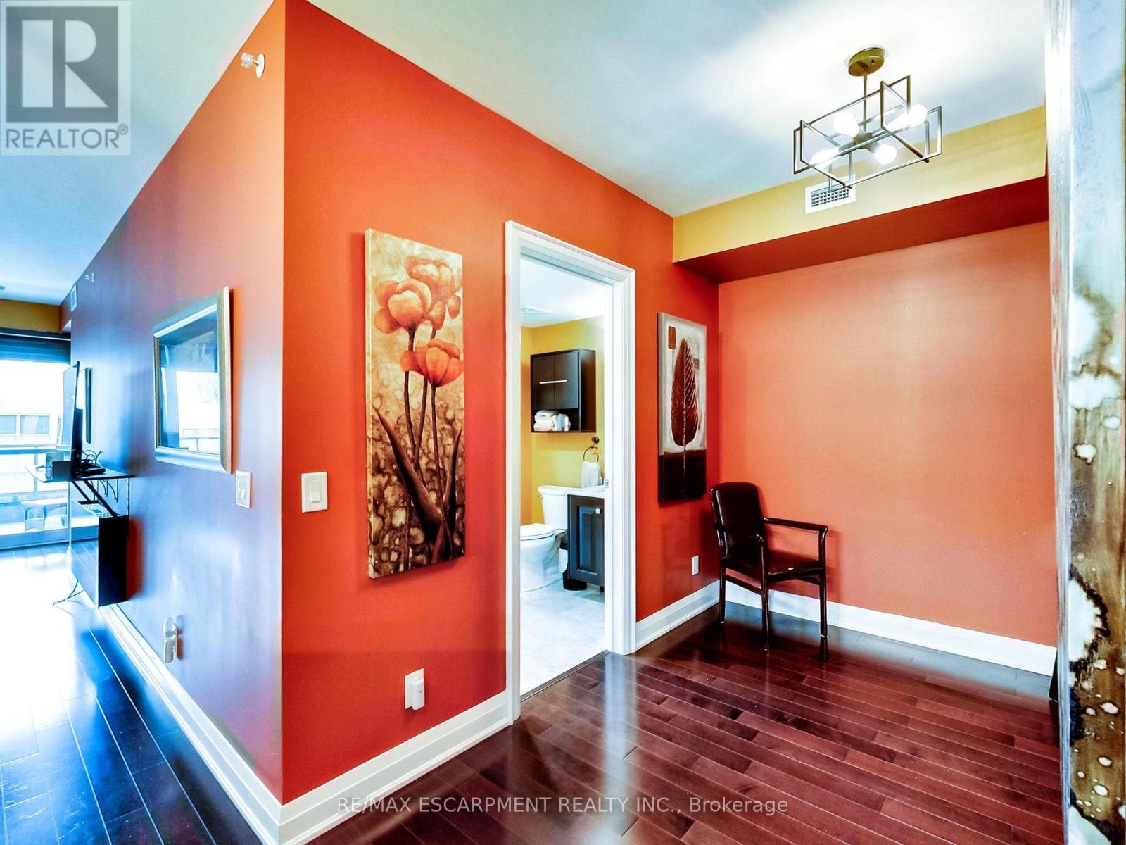 306 - 11 Bronte Road Property Photo 11