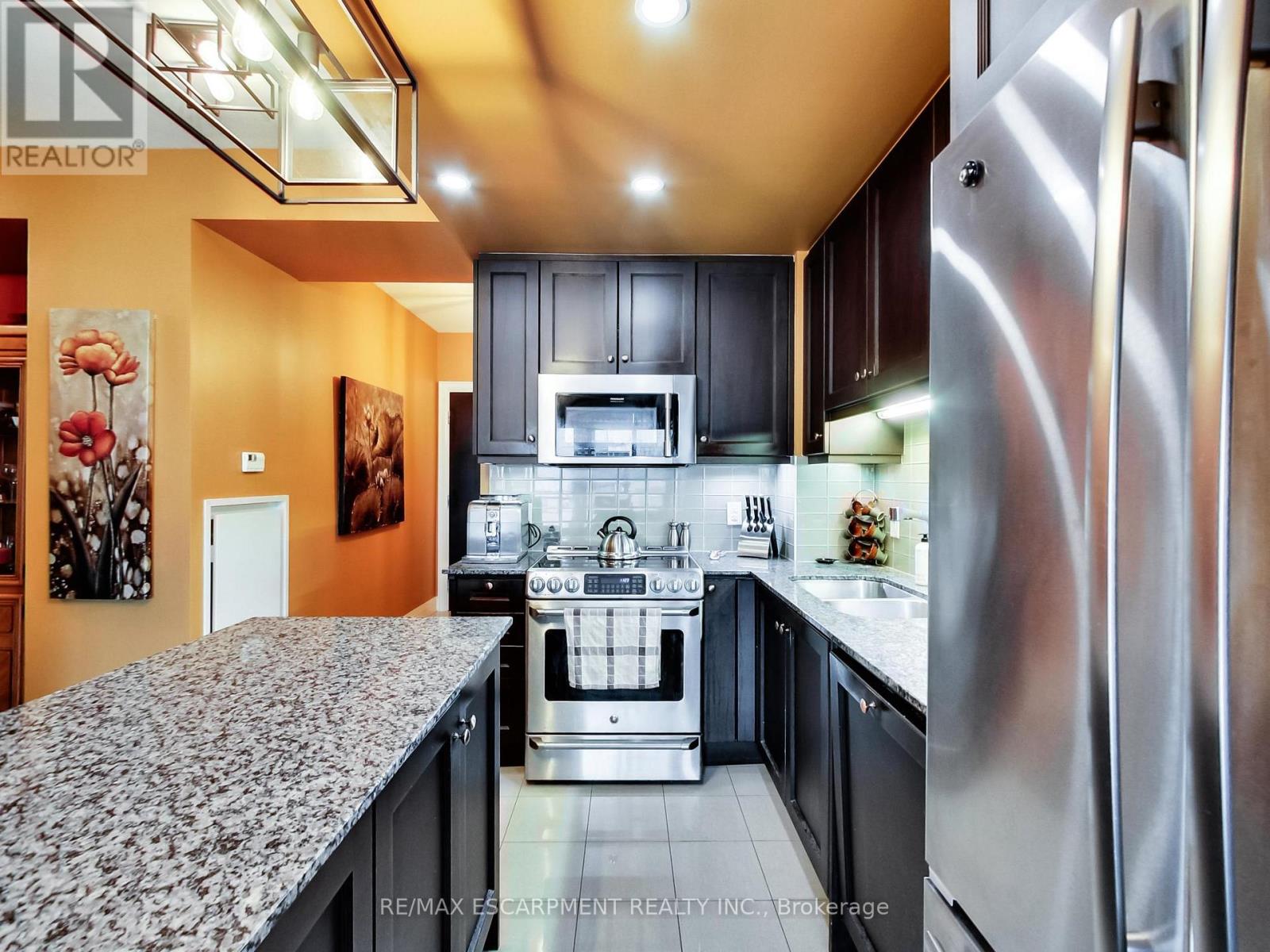 306 - 11 Bronte Road Property Photo 16