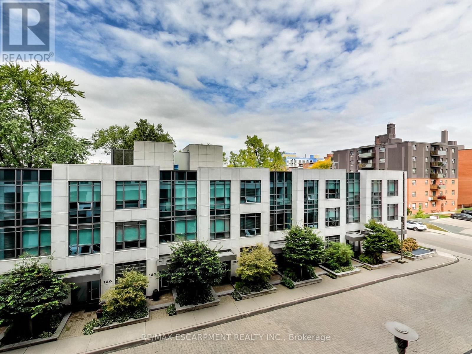 306 - 11 Bronte Road Property Photo 38
