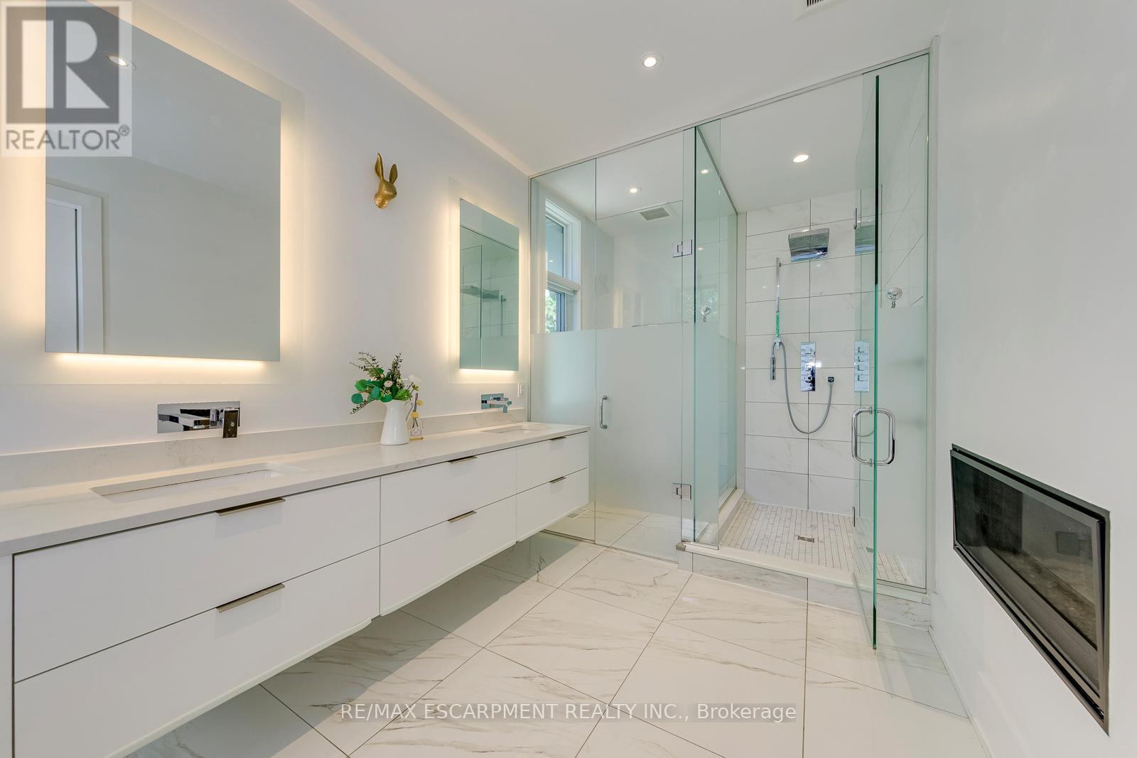 2104 Devon Road Property Photo 30