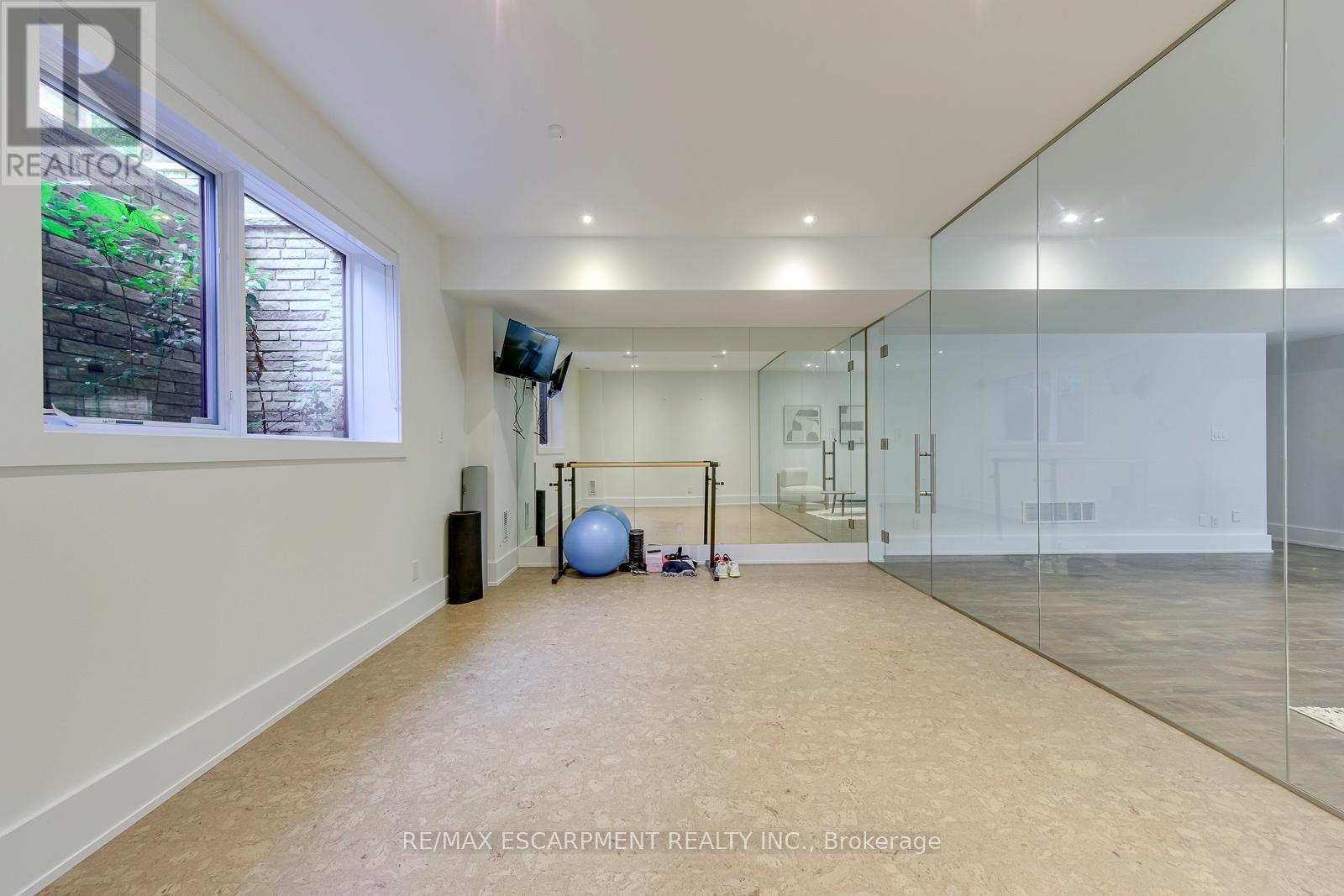 2104 Devon Road Property Photo 40