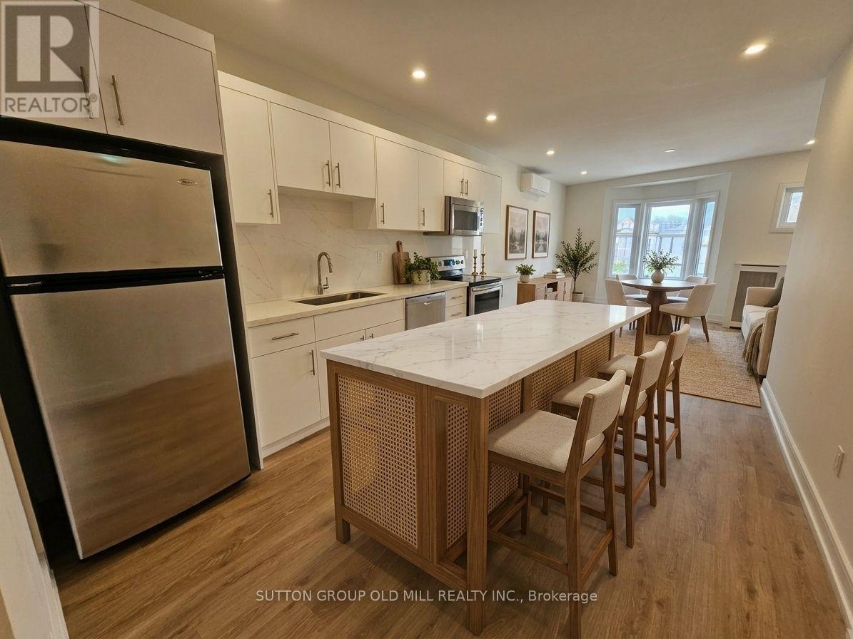 2nd Floor - 3293 Dundas Street W Photo de la propriété 1