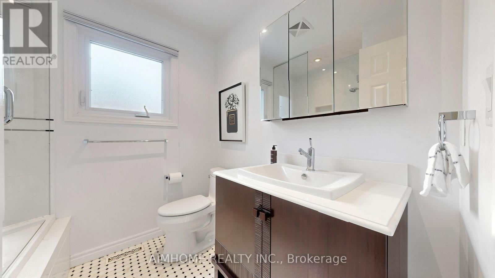 1580 Kettlebrook Lane Property Photo 33