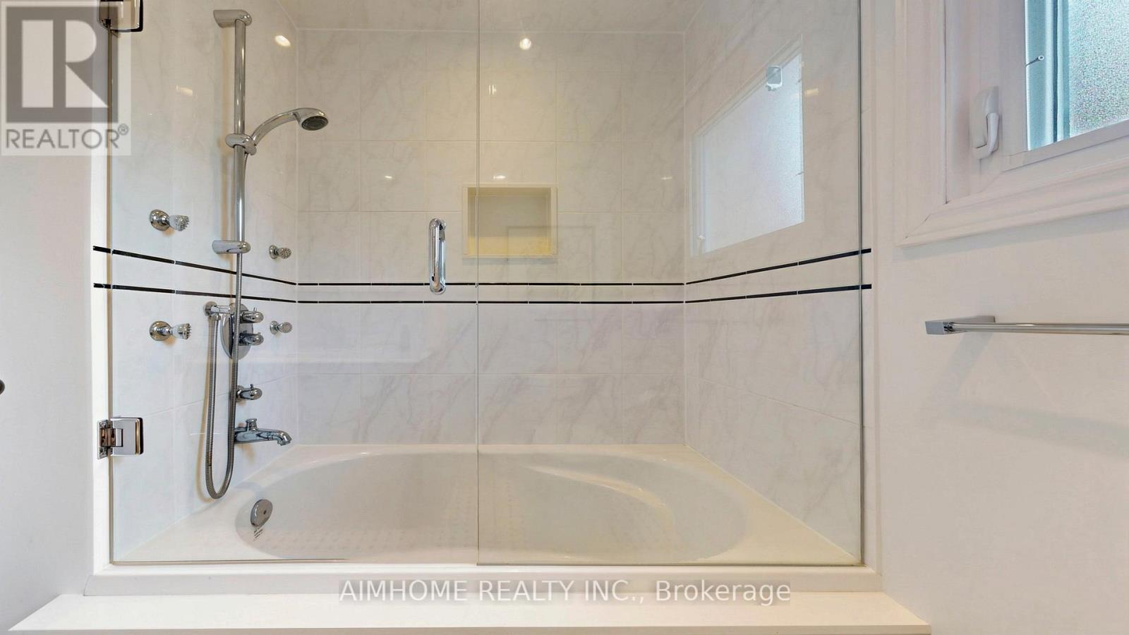 1580 Kettlebrook Lane Property Photo 34