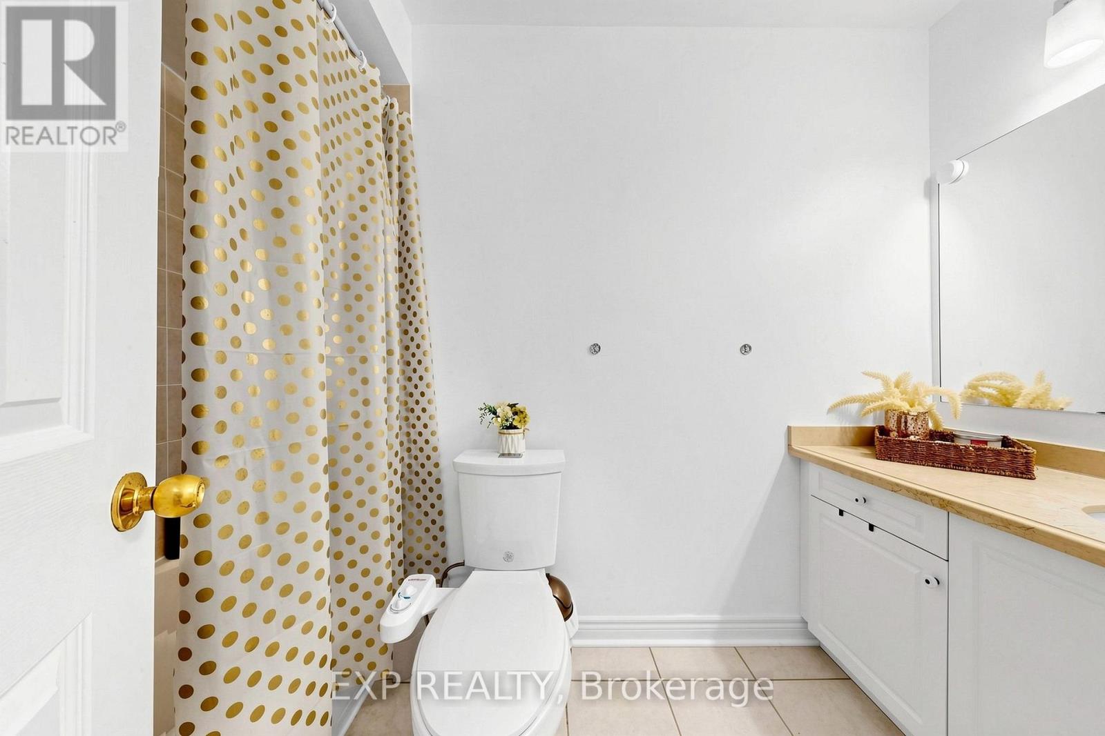 4882 Vienna Court Property Photo 24