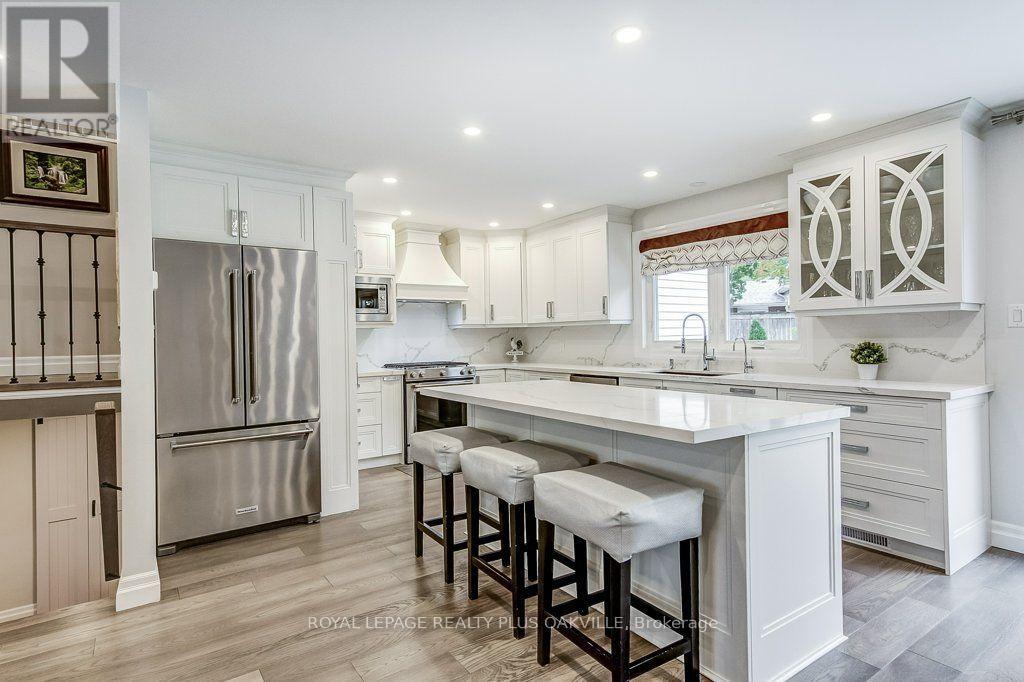 4364 Ayr Place Property Photo 11