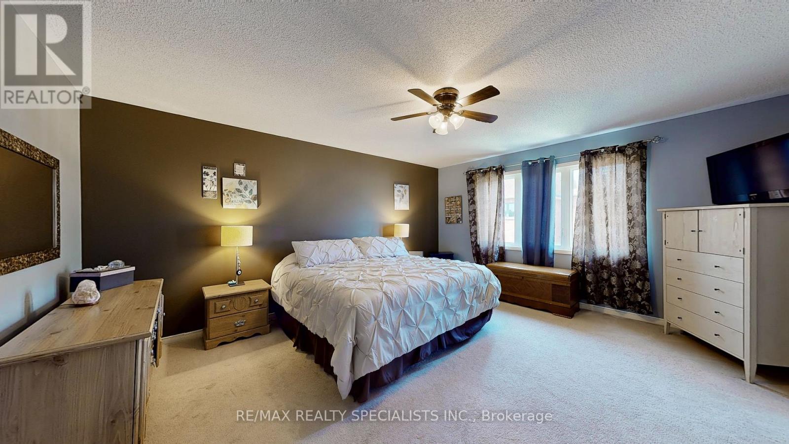 482 Grant Way Property Photo 13