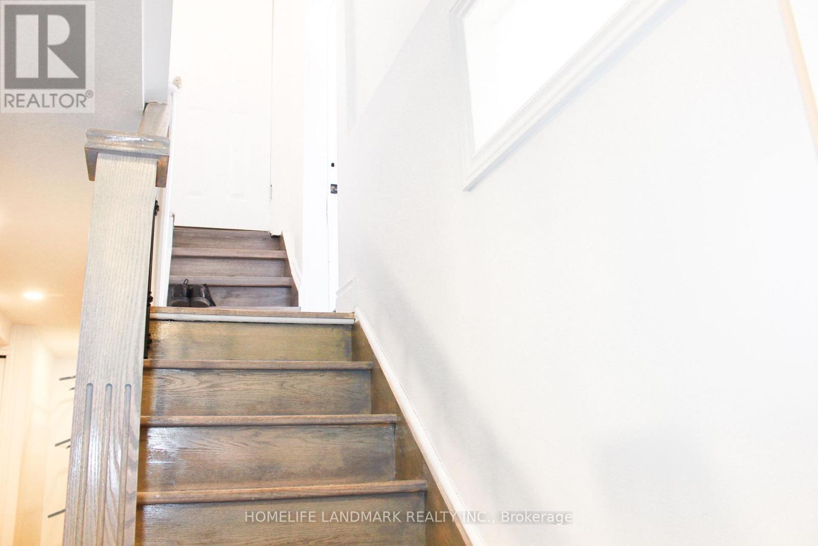 38 Glenvalley Drive Property Photo 3