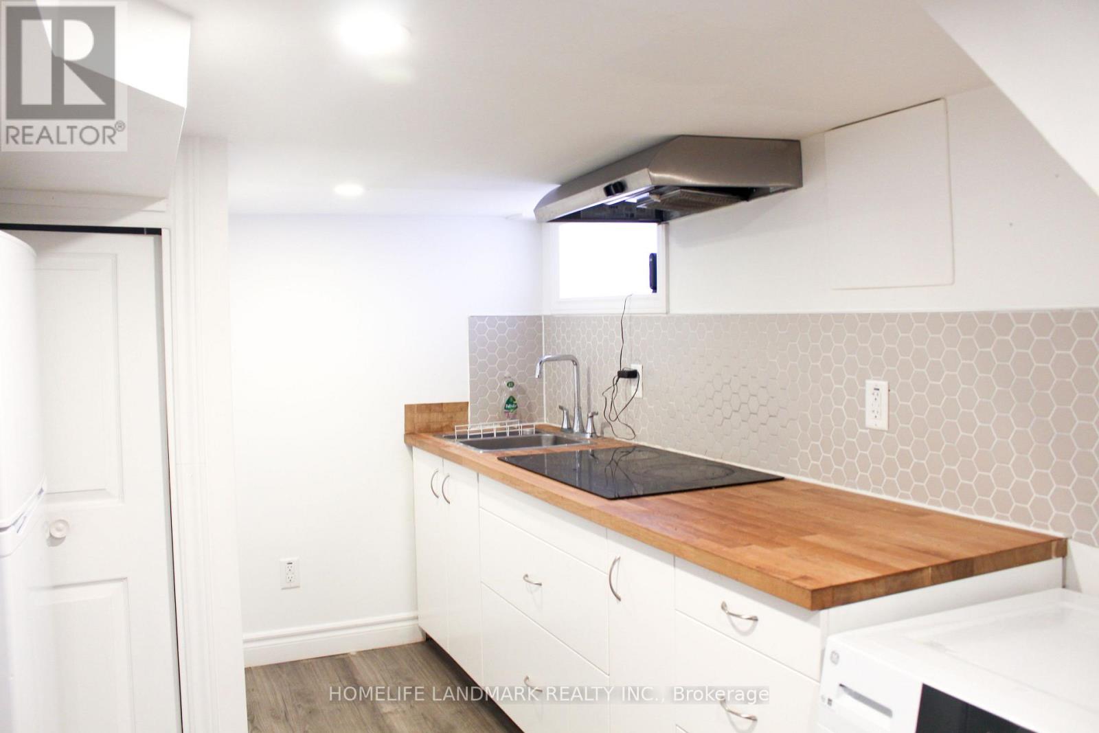 38 Glenvalley Drive Property Photo 5