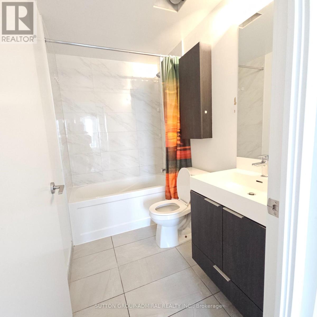 816 - 3100 Keele Street Property Photo 9