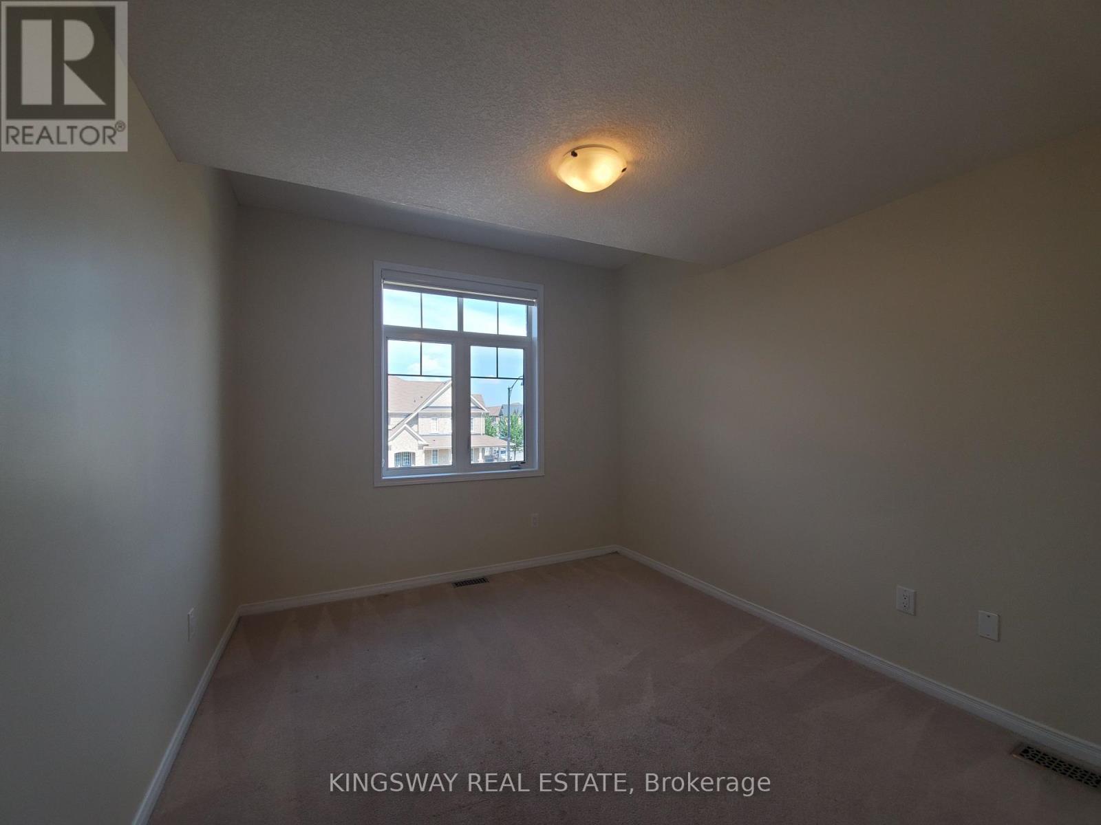 593 Remembrance Road Property Photo 14