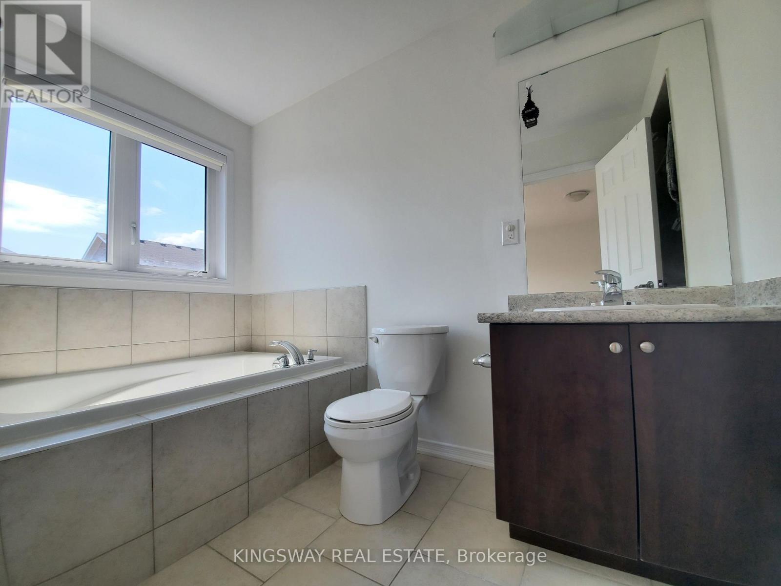 593 Remembrance Road Property Photo 22