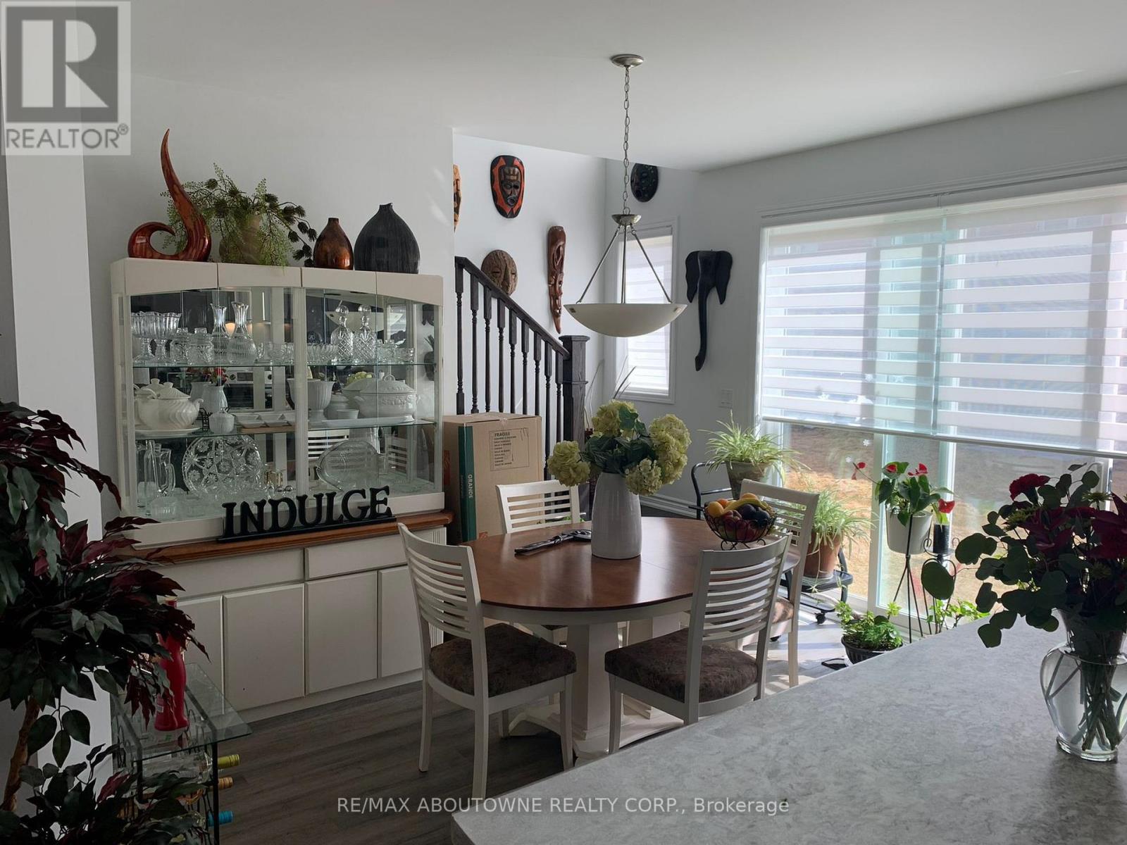 828 Aspen Terrace Property Photo 6