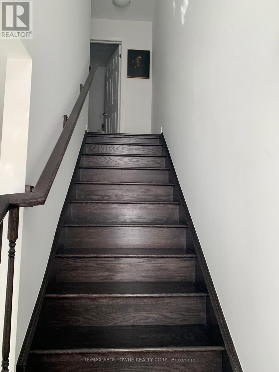 828 Aspen Terrace Property Photo 15