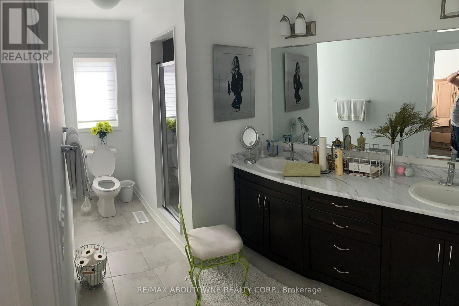 828 Aspen Terrace Property Photo 20
