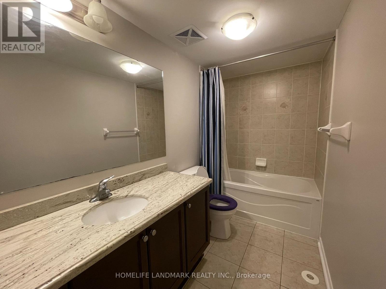 10 - 3375 Thomas Street Property Photo 16