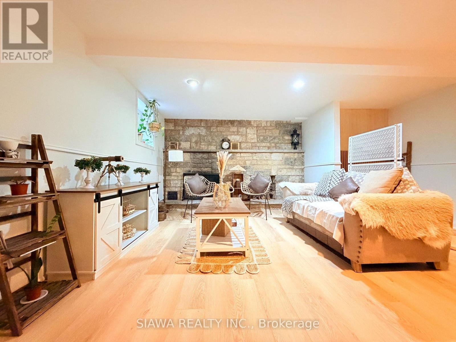 6789 Shelter Bay Road Property Photo 12