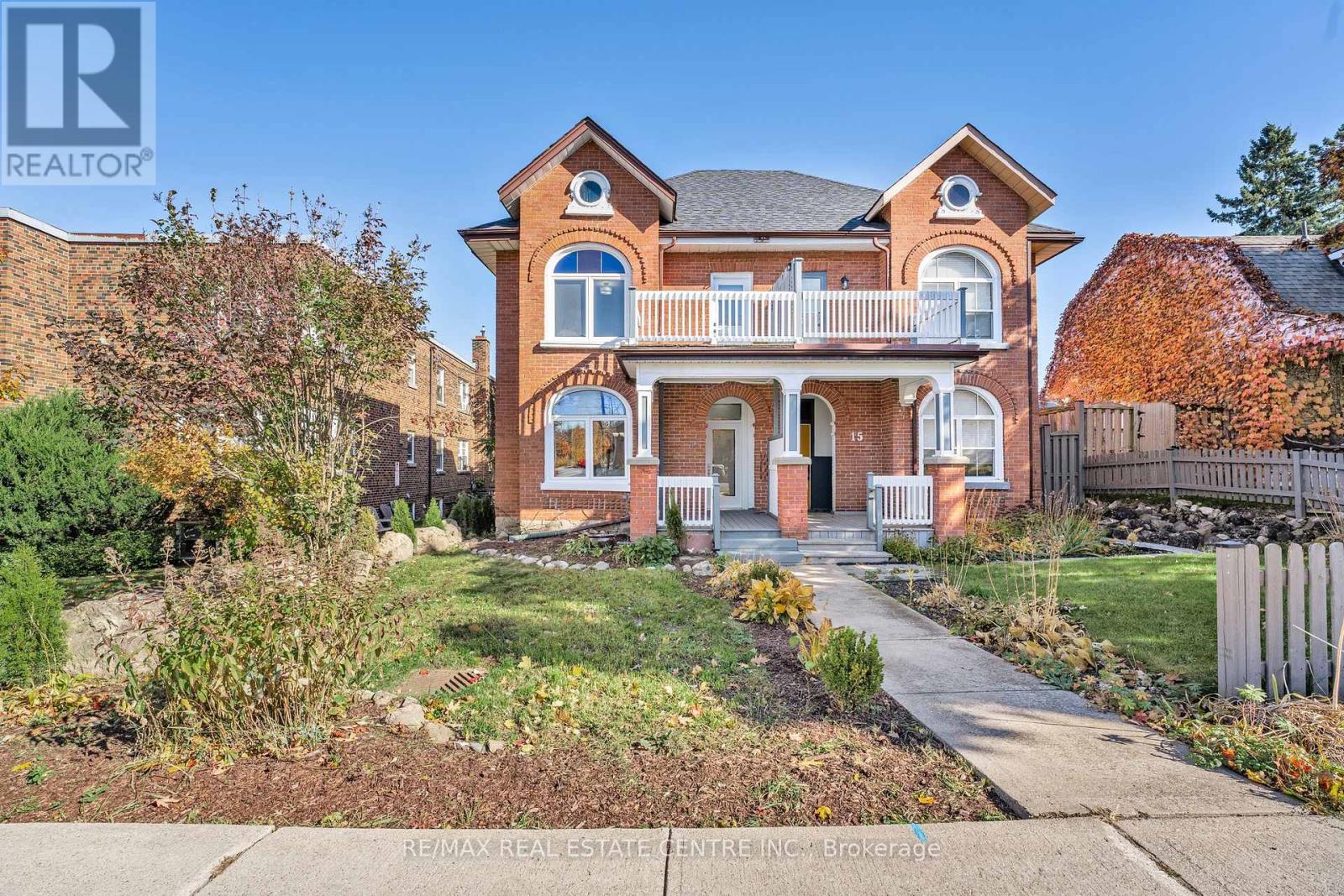 17 First Street Property Photo 1