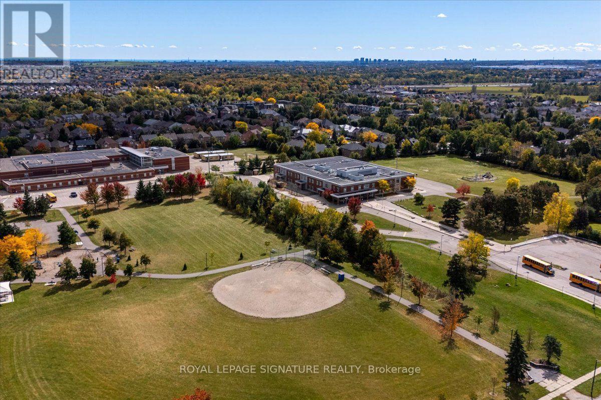7010 Gooderham Estate Boulevard Property Photo 48