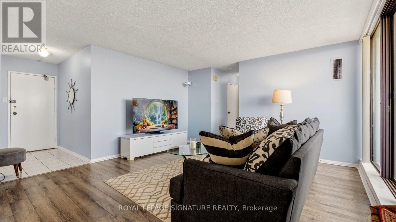 1805 - 4 Kings Cross Road Property Photo 13
