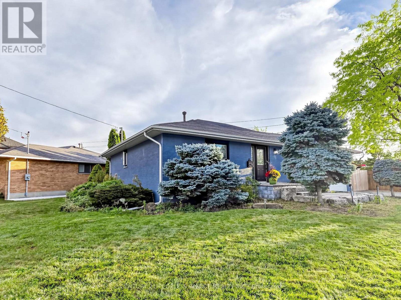 27 Matlock Avenue Property Photo 3