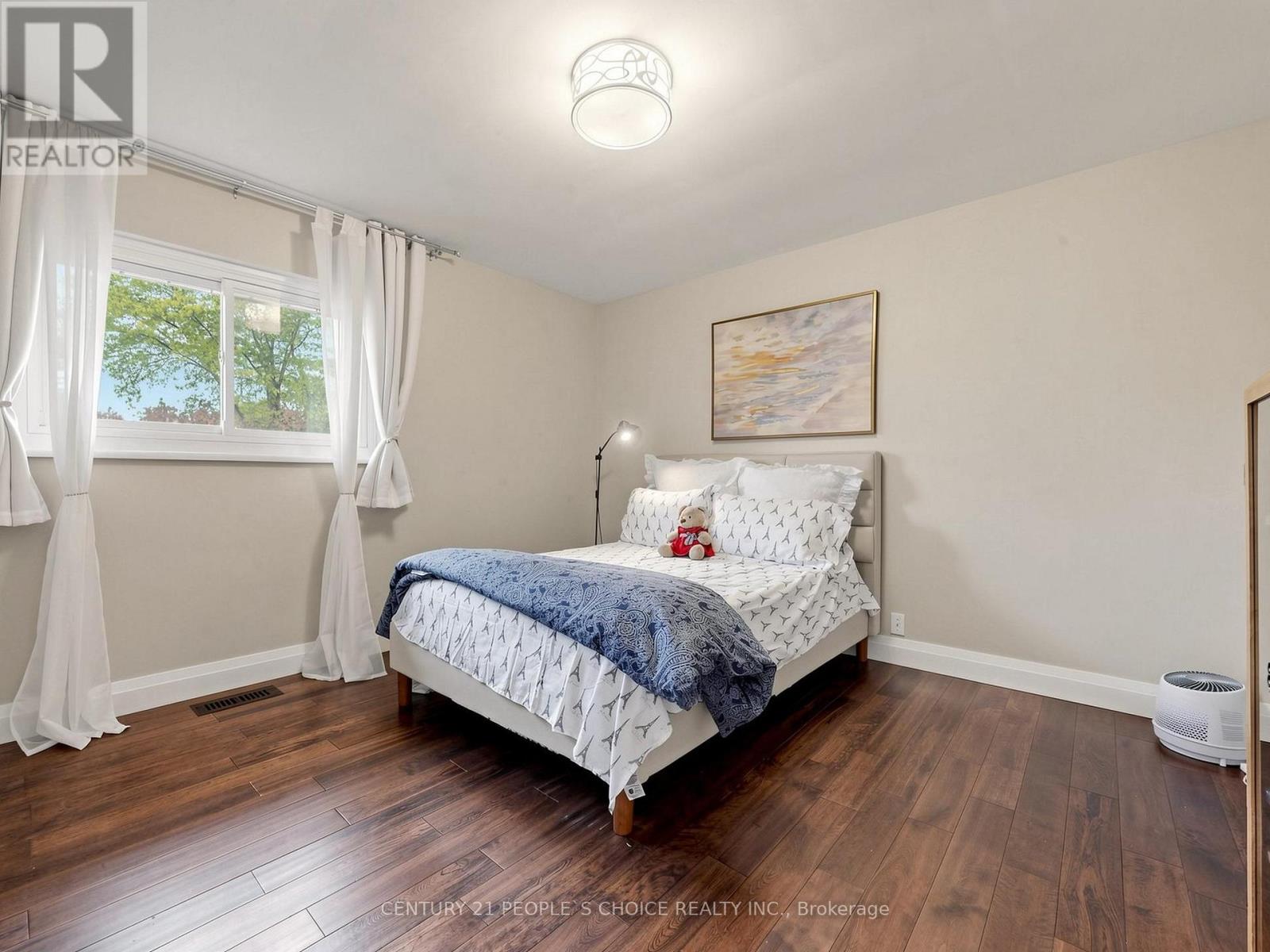 27 Matlock Avenue Property Photo 20