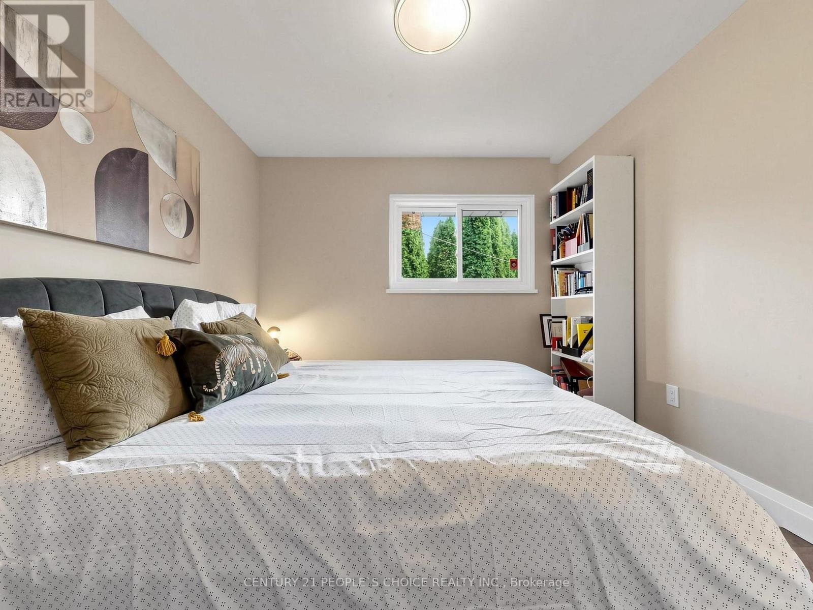 27 Matlock Avenue Property Photo 23