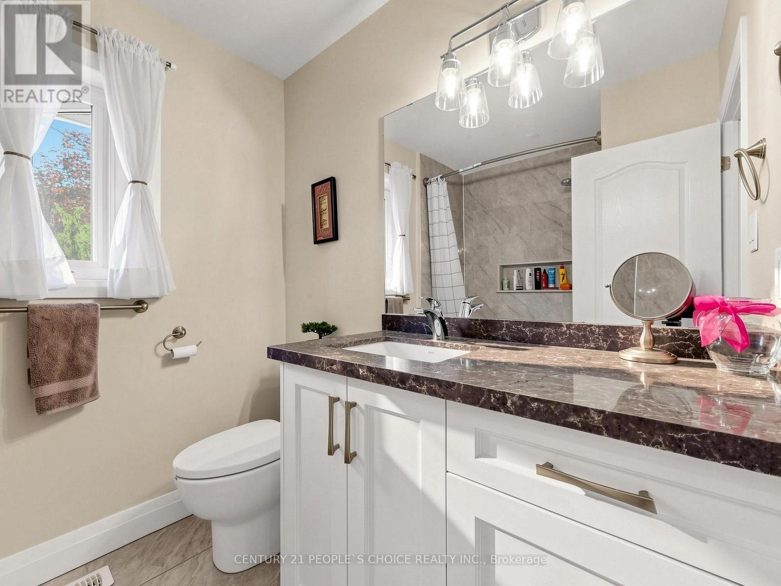 27 Matlock Avenue Property Photo 24